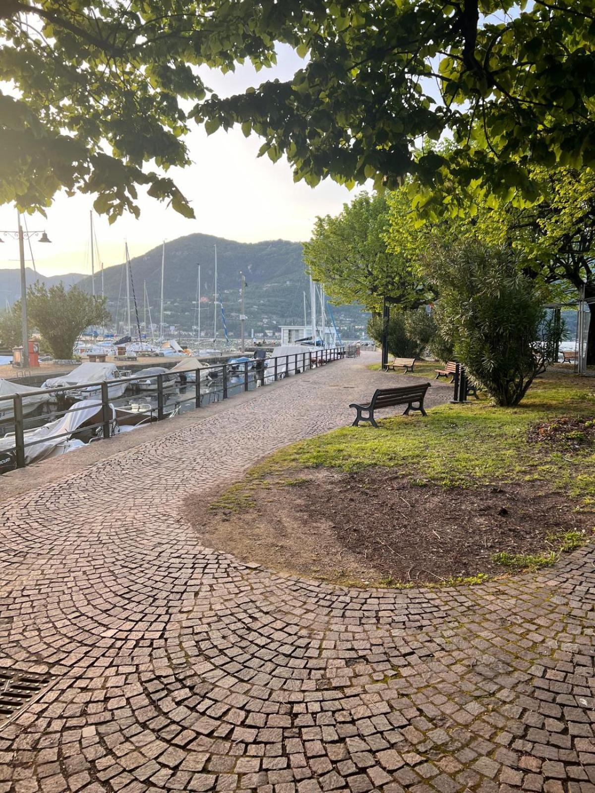La Finestra Sul Garda Dreaming Holidays サン・フェリーチェ・デル・ベナーコ エクステリア 写真
